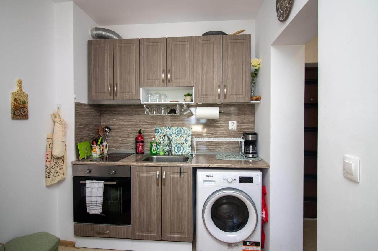 City View Apartment + Parking София Экстерьер фото