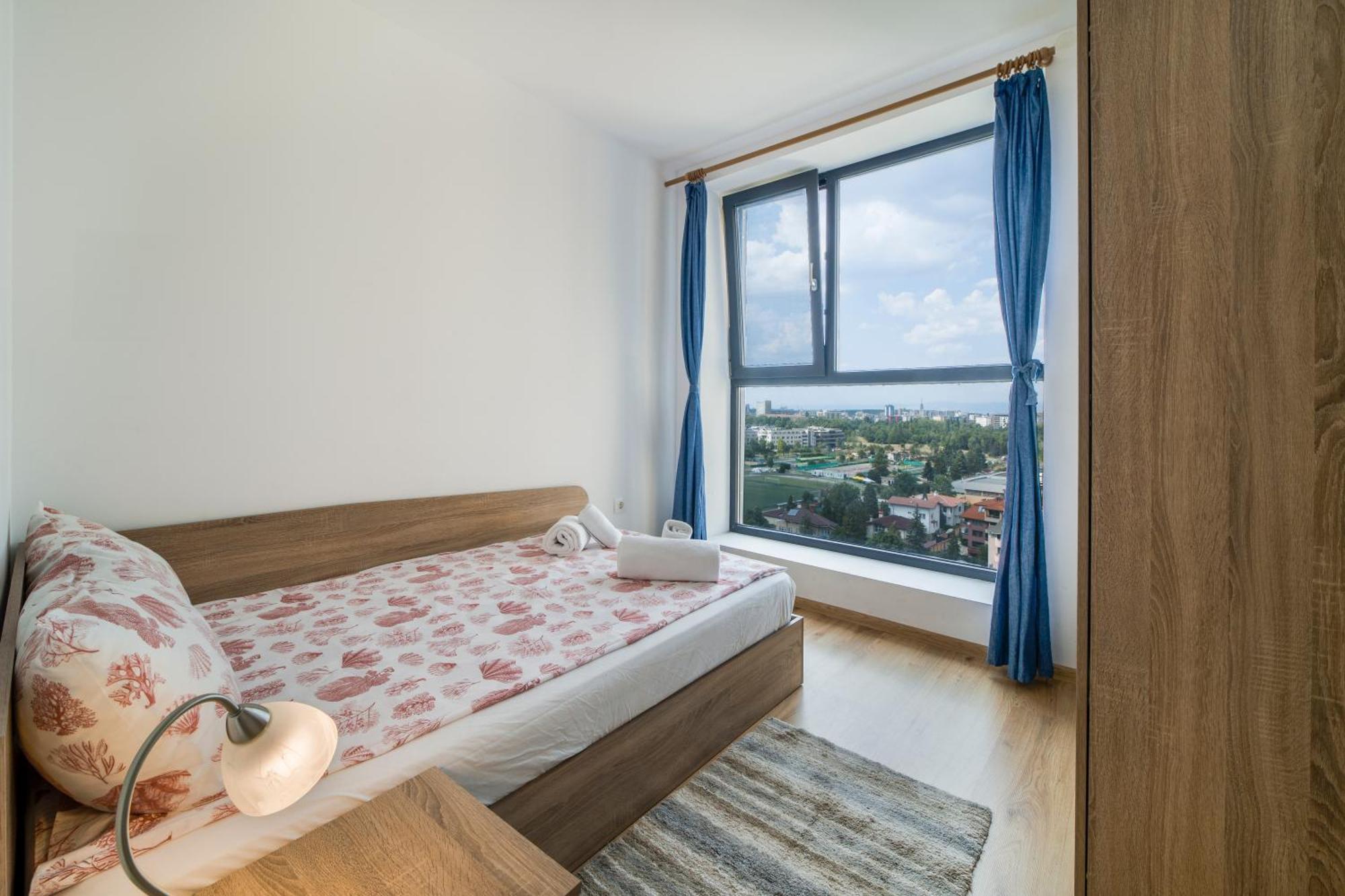 City View Apartment + Parking София Экстерьер фото